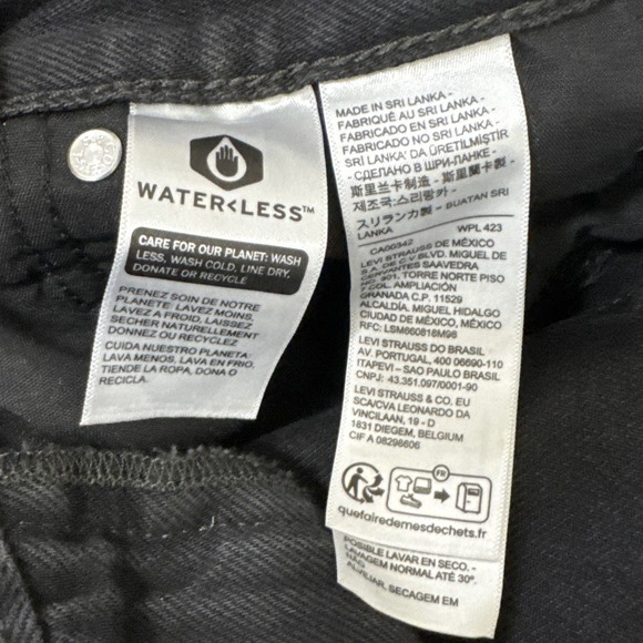 Levi's Women's 33 Baggy Dad Wide Leg Pleated Jeans Washed Black NWT - Picture 11 of 14